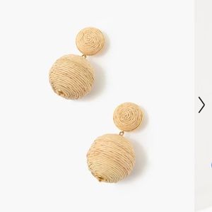 Raffia lantern earring